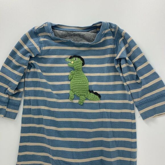 Red Egg and Ginger Dinosaur Crochet One Piece - Picture 2 of 6